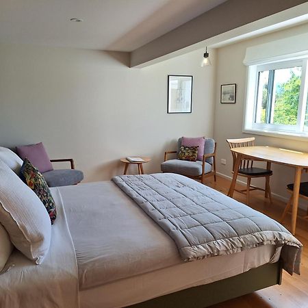 Kowhai Studio -Private Opposite Golf Course In Central Wanaka Eksteriør billede